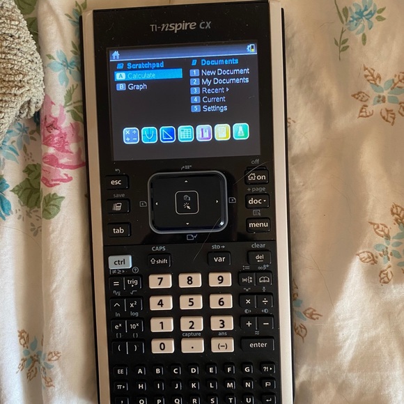 Full color LED graphing calculator - Picture 2 of 3